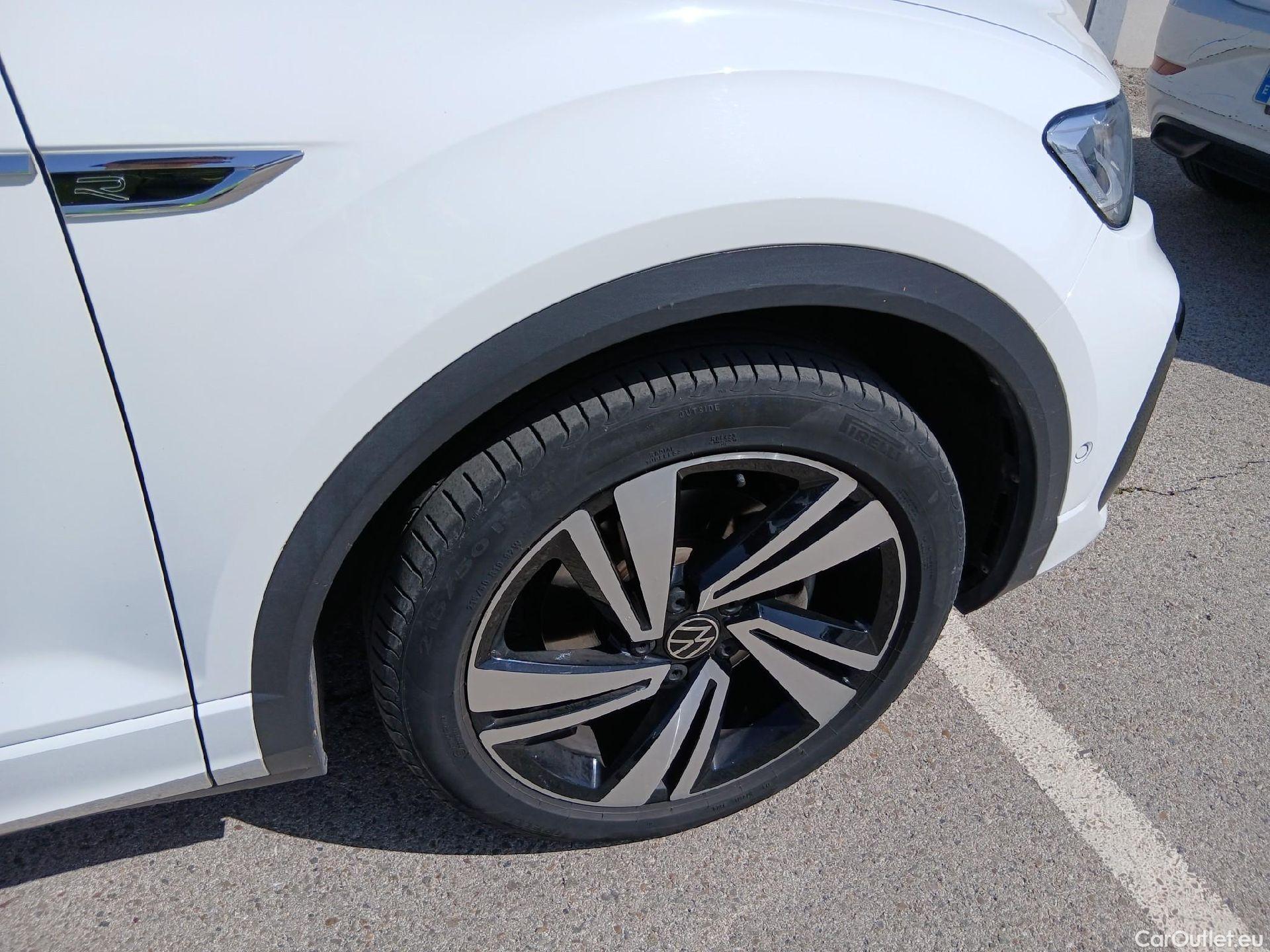  Volkswagen  T-ROC VOLKSWAGEN  / 2021 / 5P / todoterreno R-Line 2.0 TDI 110kW (150CV) DSG #37