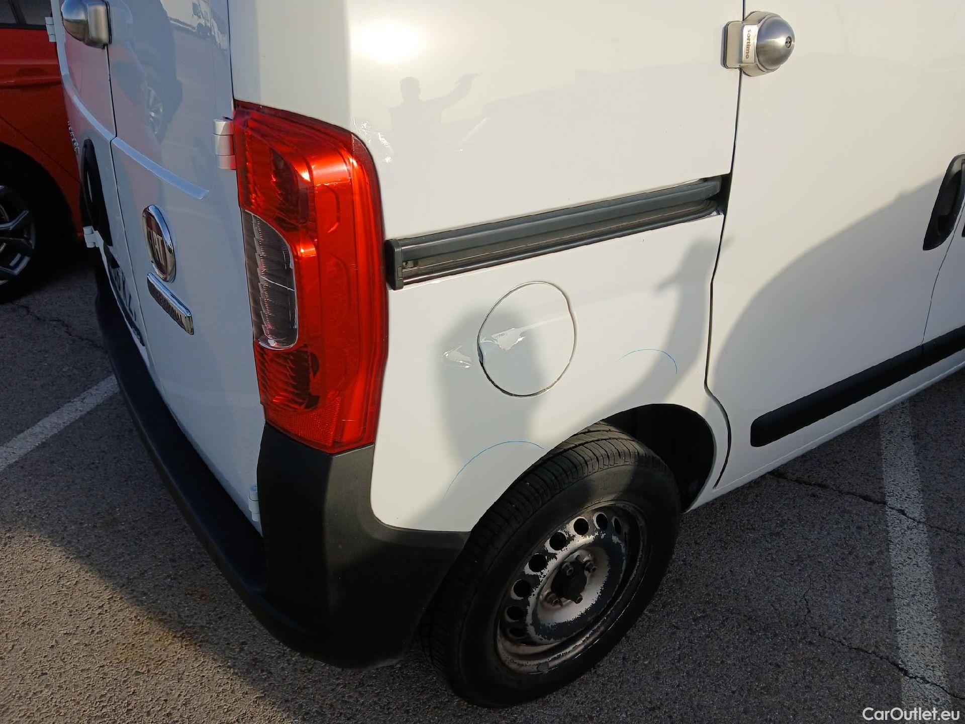  Fiat  Fiorino FIAT  / 2016 / 3P / furgón derivado de turismo Cargo Base 1.3 Mjet 59kW (80CV) E6 #20
