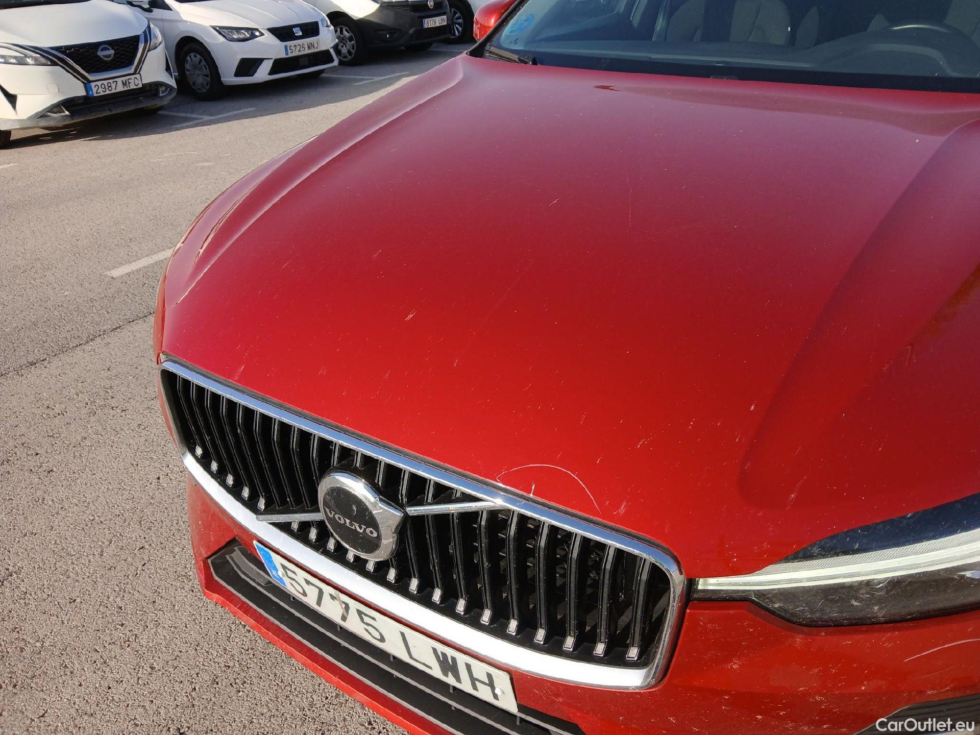  Volvo  XC60 VOLVO  / 2017 / 5P / todoterreno 2.0 B4 D Momentum Auto #12