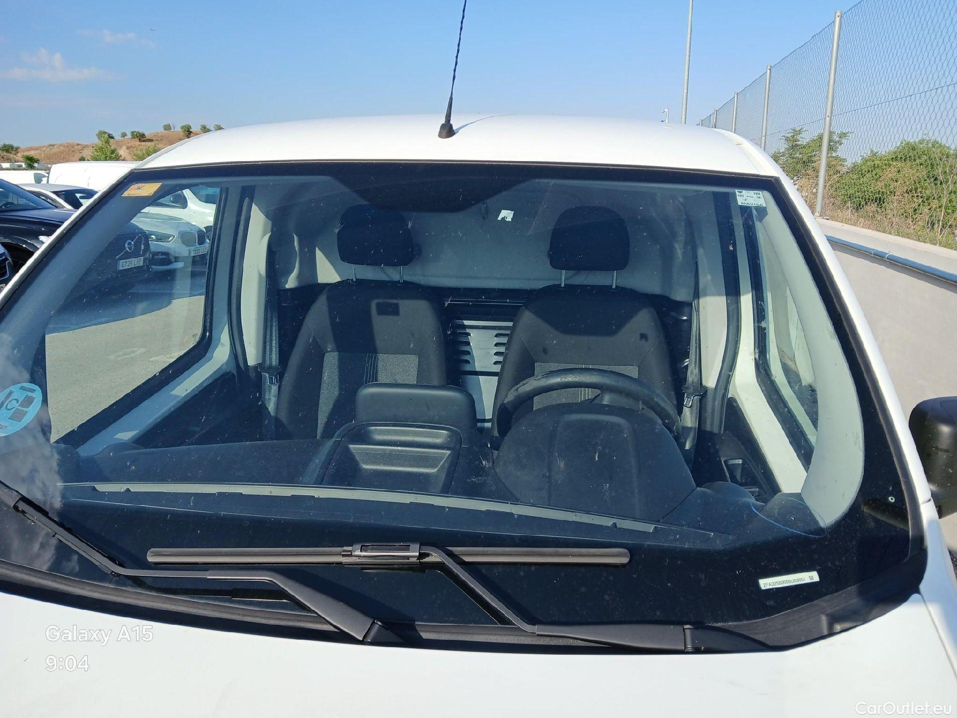  Fiat  Fiorino FIAT  / 2016 / 3P / furgón derivado de turismo Cargo Base N1 1.3 MJet 59 kW (80 CV) #13