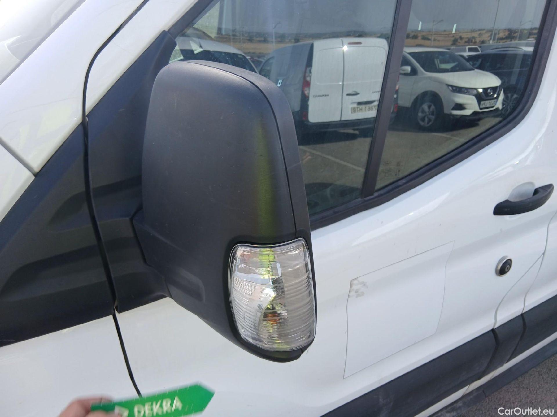  Ford  Transit FORD  / 2013 / 4P / furgón 310 96kW L2H2 Van Trend FWD MHEV #8