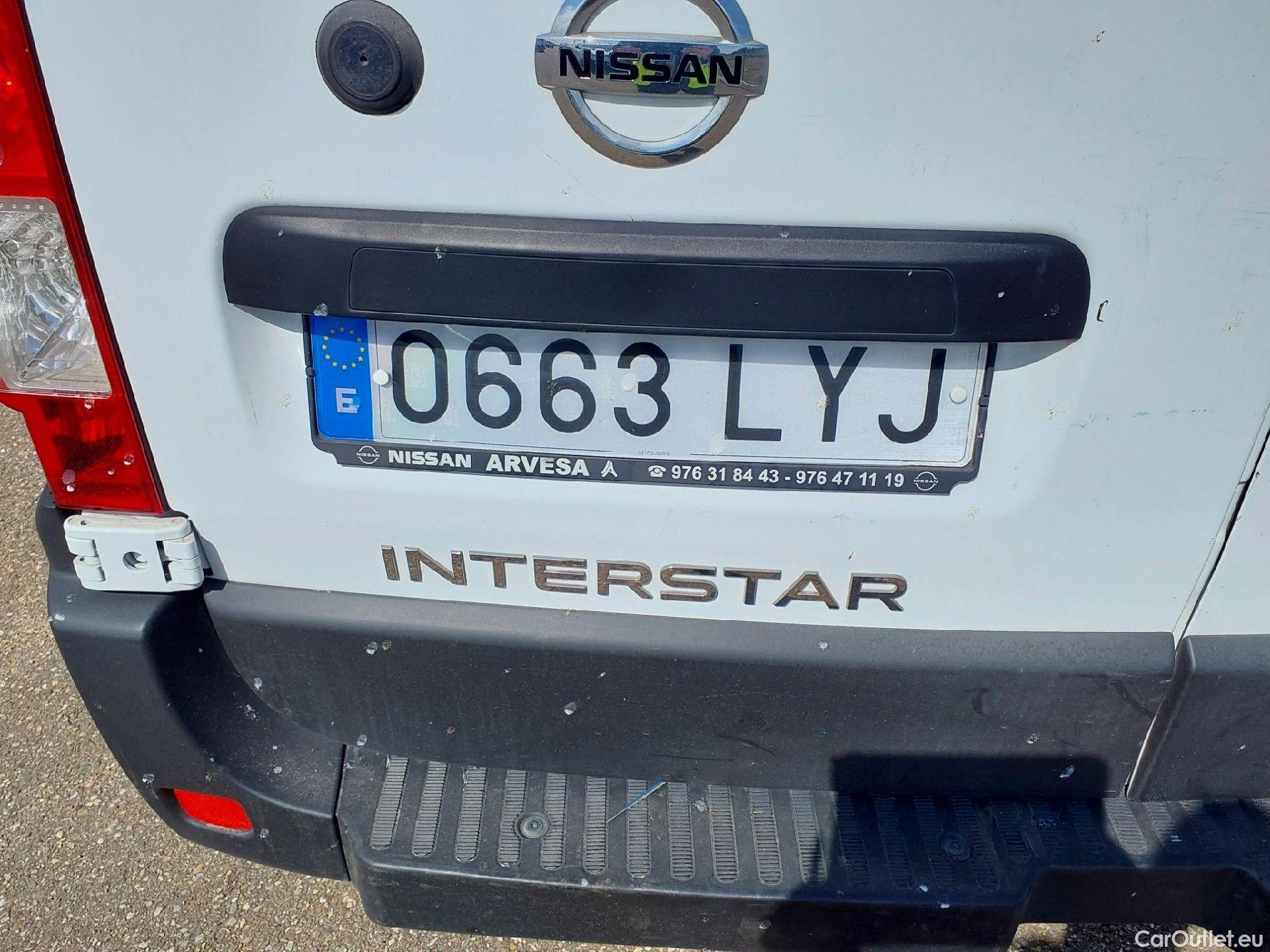  Nissan  Interstar NISSAN  / 2018 / 4P / furgón L2H2 3,5T 2.3dCi 99kW FWD Comfort #25