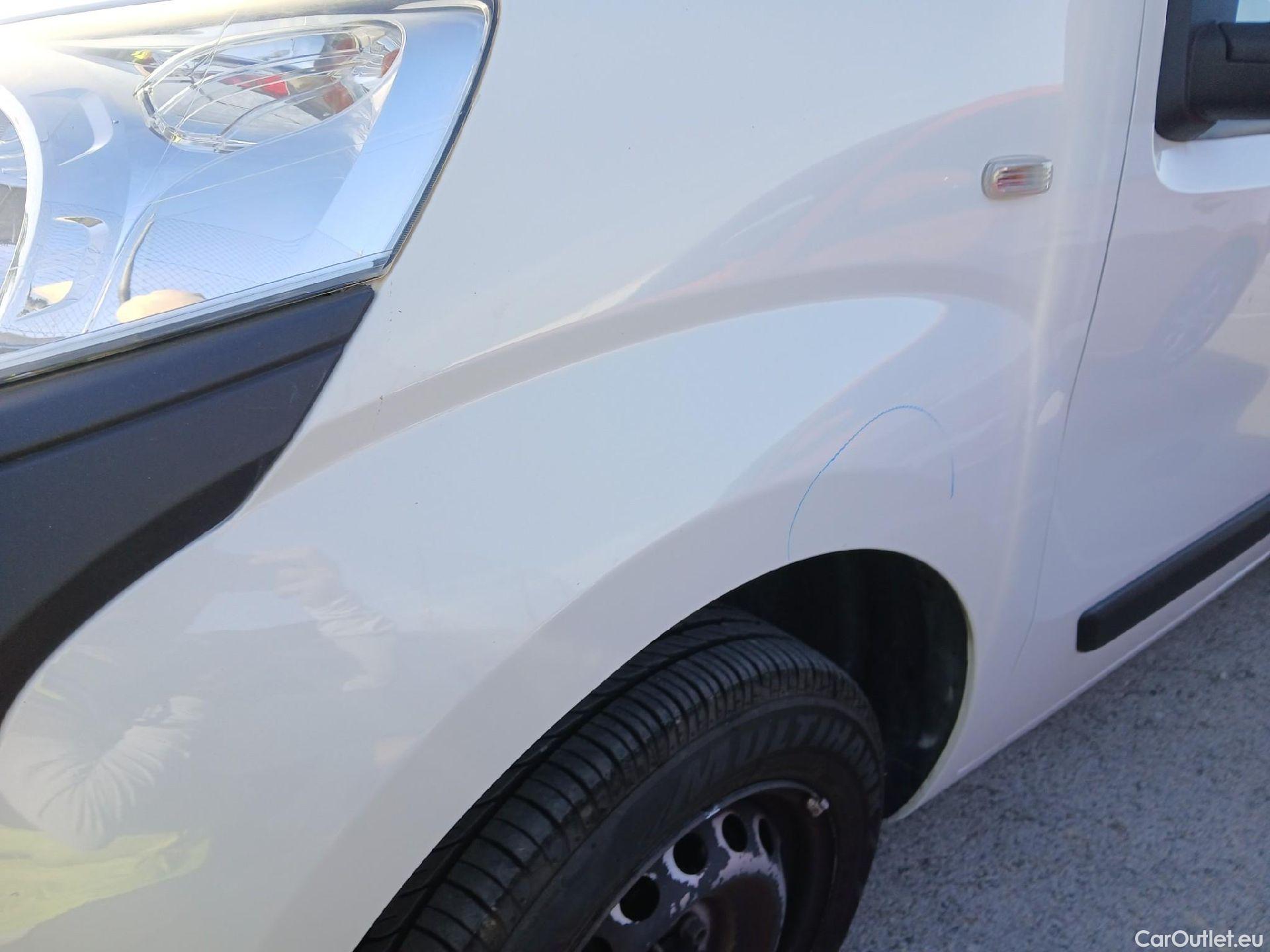  Fiat  Fiorino FIAT  / 2016 / 3P / furgón derivado de turismo Cargo Base 1.3 Mjet 59kW (80CV) E6 #7