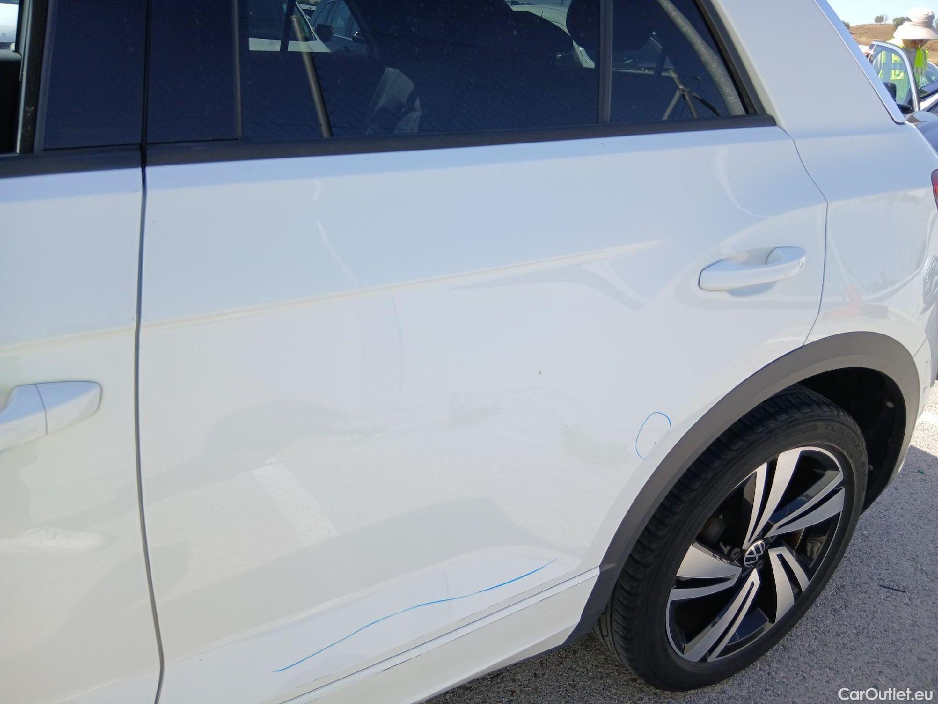  Volkswagen  T-ROC VOLKSWAGEN  / 2021 / 5P / todoterreno R-Line 2.0 TDI 110kW (150CV) DSG #18