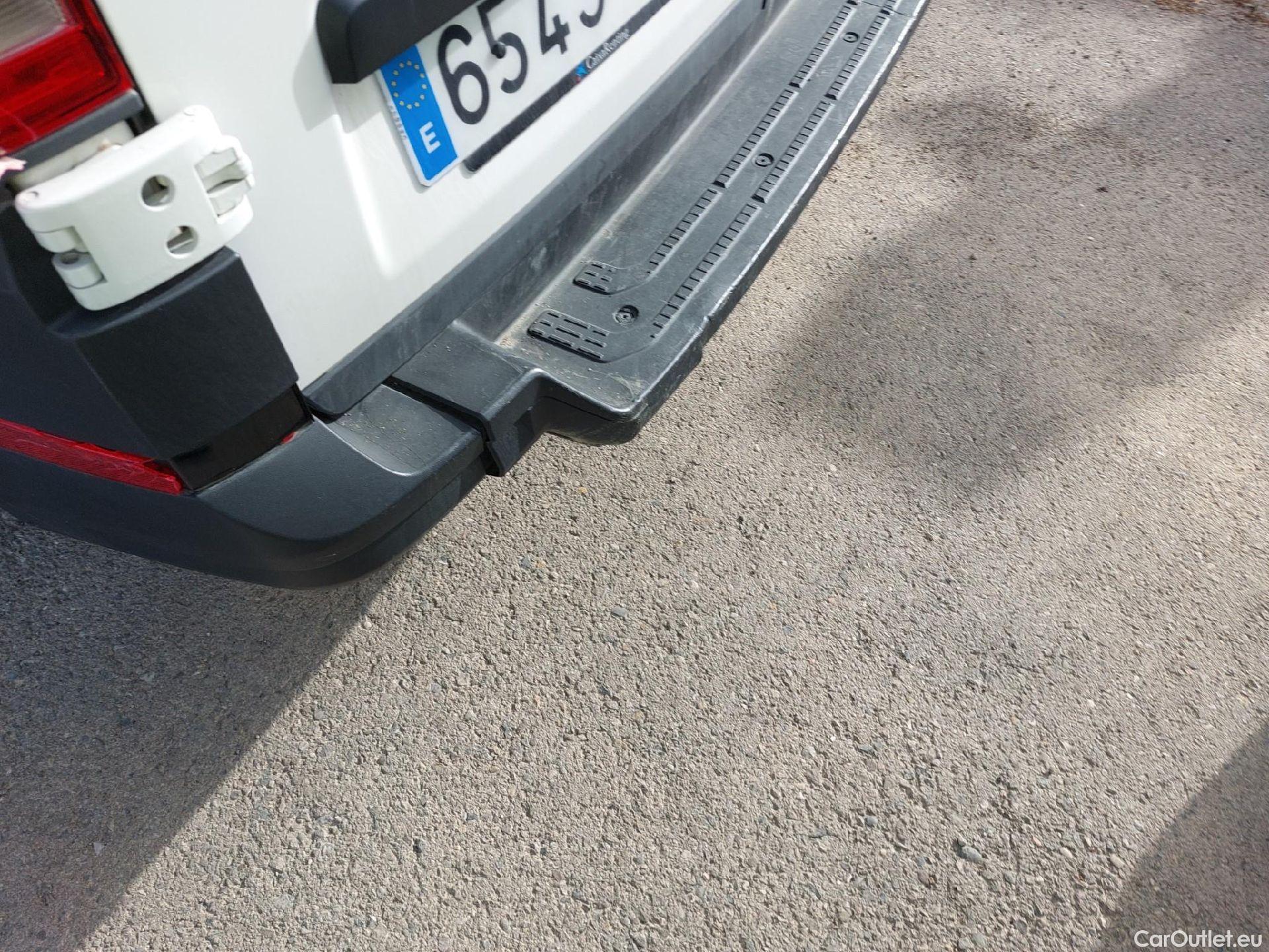  Volkswagen  Crafter VOLKSWAGEN  / 2017 / 4P / furgón 35 Furgón BM TN L3H2 2.0TDI 103kW(140CV) #20