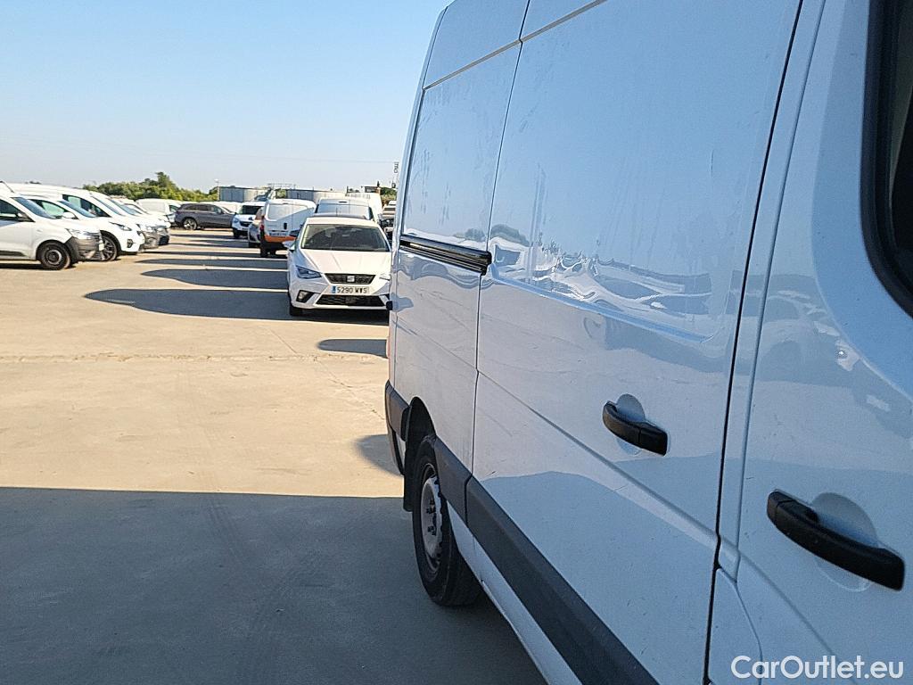  Nissan  NV400 NISSAN  / 2011 / 4P / furgón L2H2 3,5T 2.3dCi 110kW FWD Optima #34