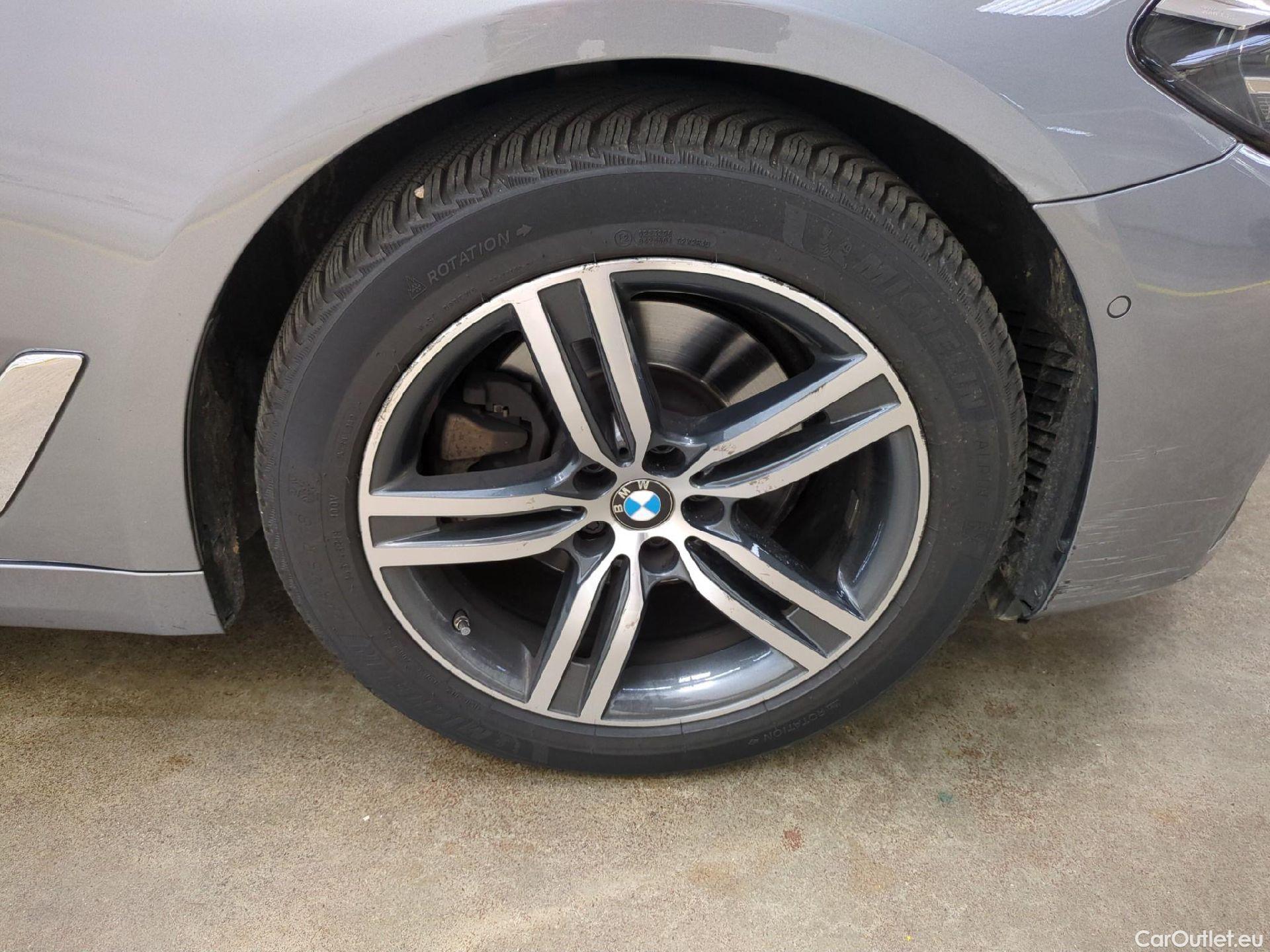  Bmw  Serie 5 BMW Série 5 Touring / 2020 / 5P / Break 520d 190ch Business Design BVA8 #22