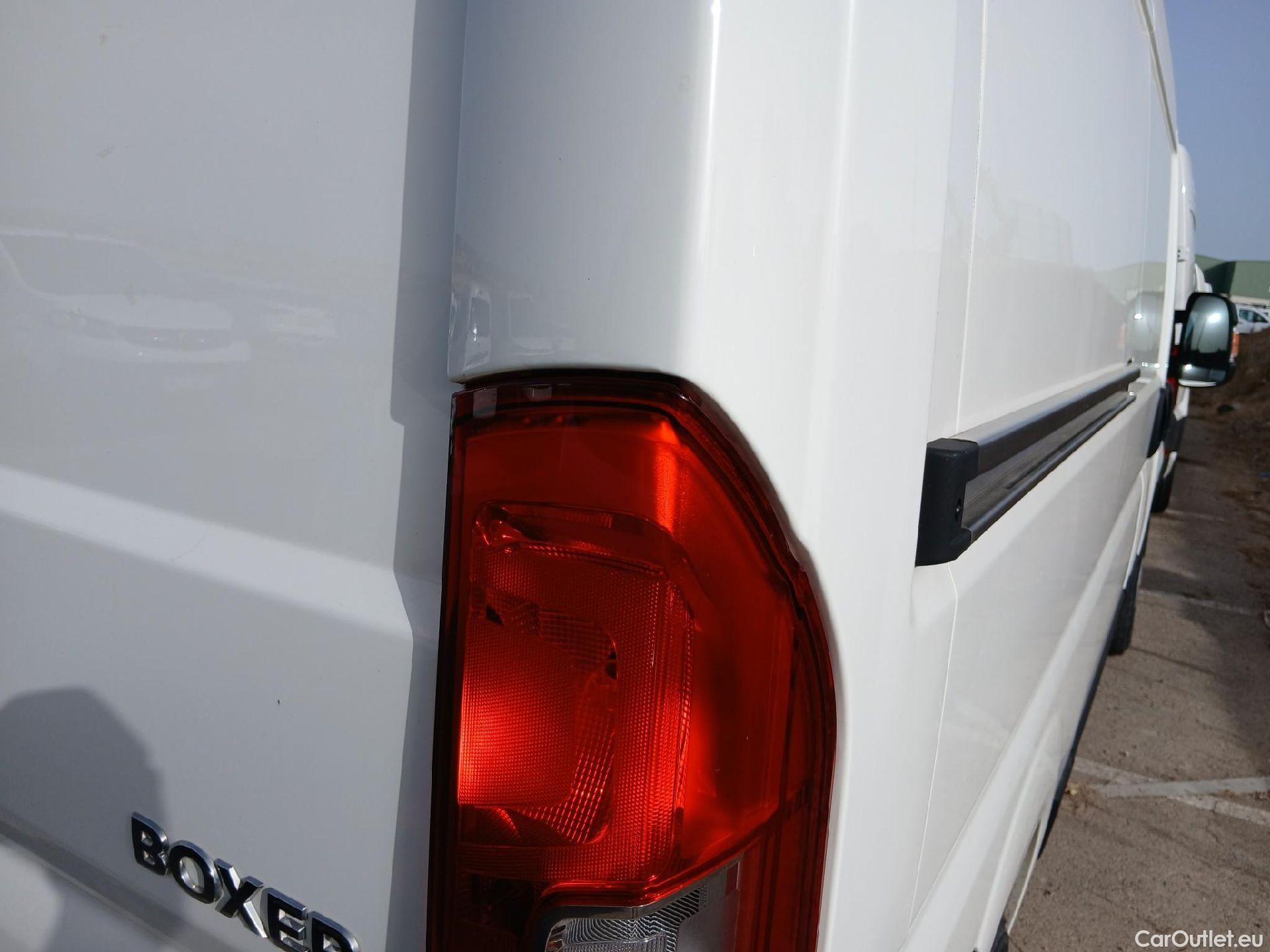  Peugeot  Boxer PEUGEOT  / 2014 / 4P / furgón Pack 335 L2 H2 BHDI 103kW (140CV) S&S #6