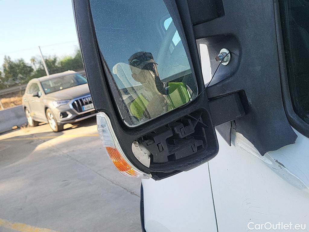  Nissan  NV400 NISSAN  / 2011 / 4P / furgón L2H2 3,5T 2.3dCi 110kW FWD Optima #46