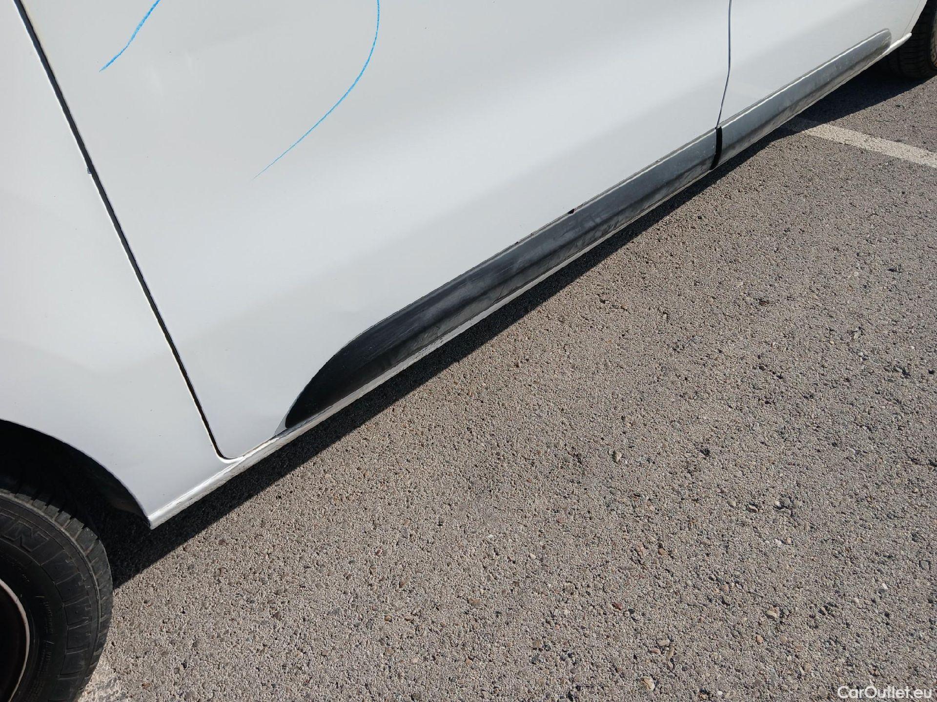 Peugeot  Expert PEUGEOT  / 2016 / 4P / furgón Furgón Premium 1.5 BlueHDi 100 Standard (AC) #17