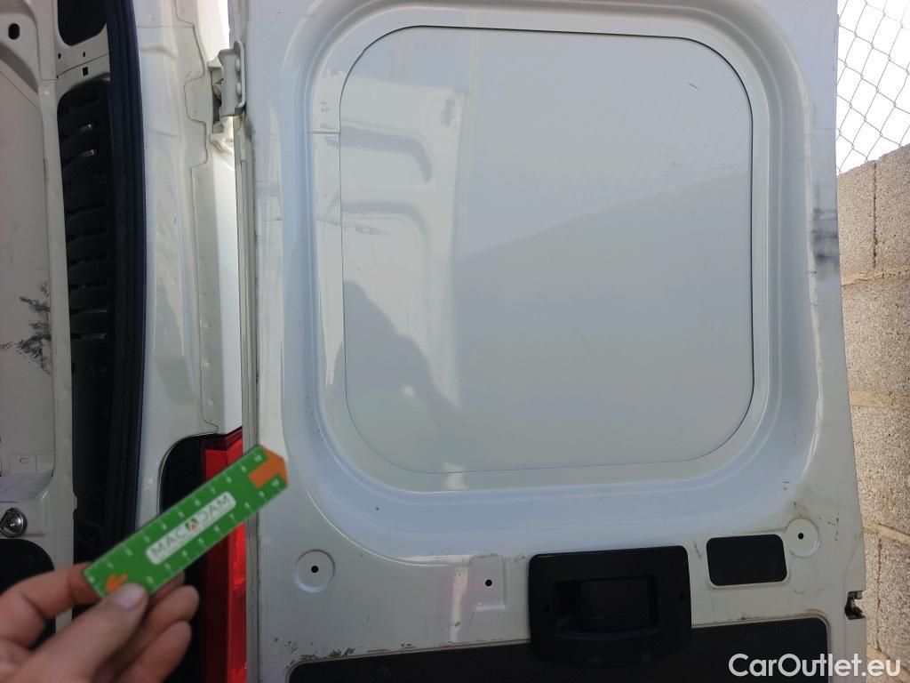  Opel  Movano OPEL  / 2021 / 4P / furgón  F2ML Furgón Base L2H2 3.5T 2.2 BlueHDi #14