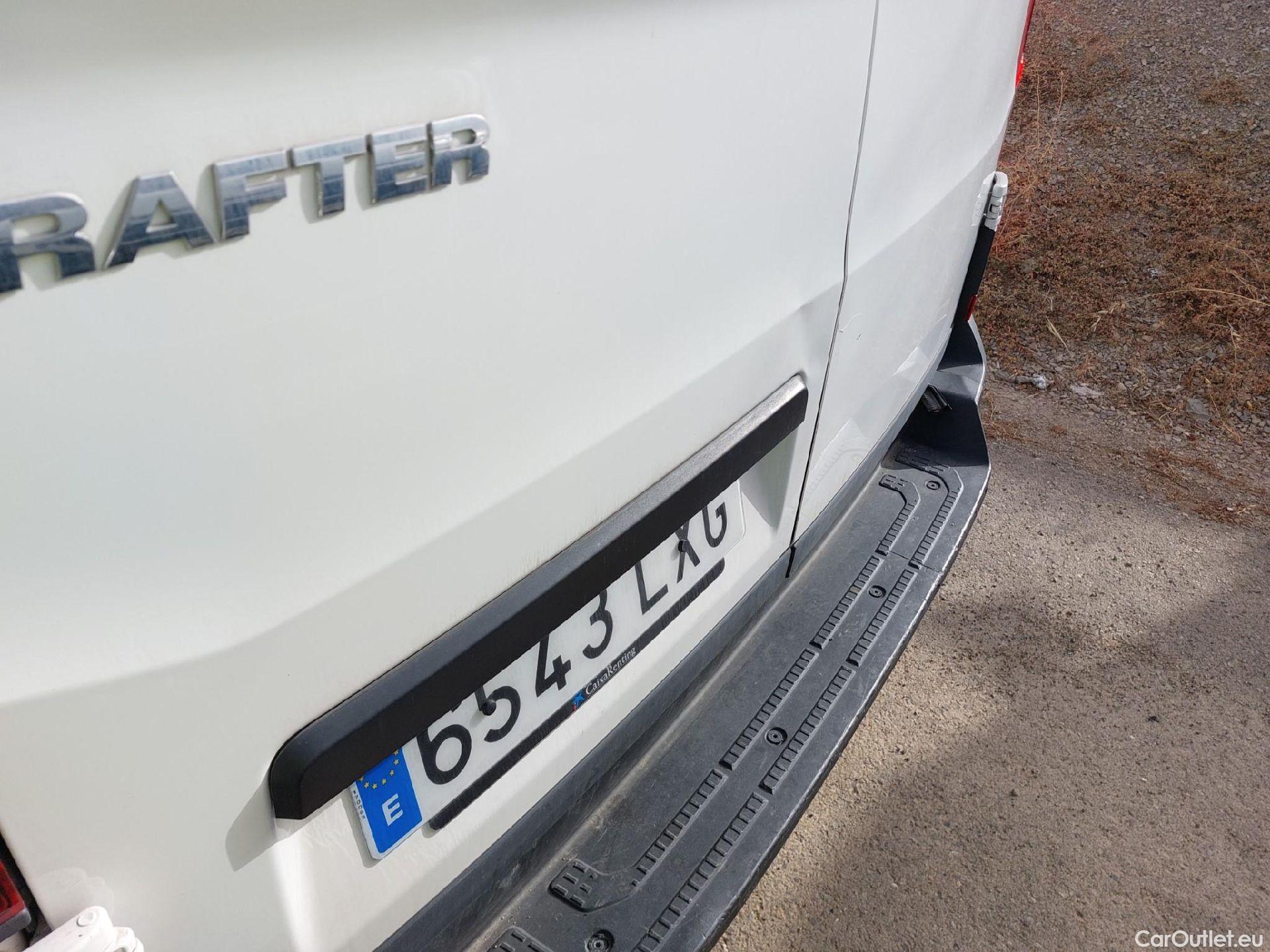  Volkswagen  Crafter VOLKSWAGEN  / 2017 / 4P / furgón 35 Furgón BM TN L3H2 2.0TDI 103kW(140CV) #21