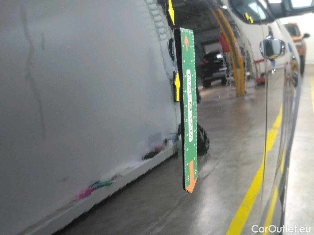  Citroen  C5 Aircross CITROEN  2022 5P SUV Hybride rechargeable 225 eEAT8 Feel #34