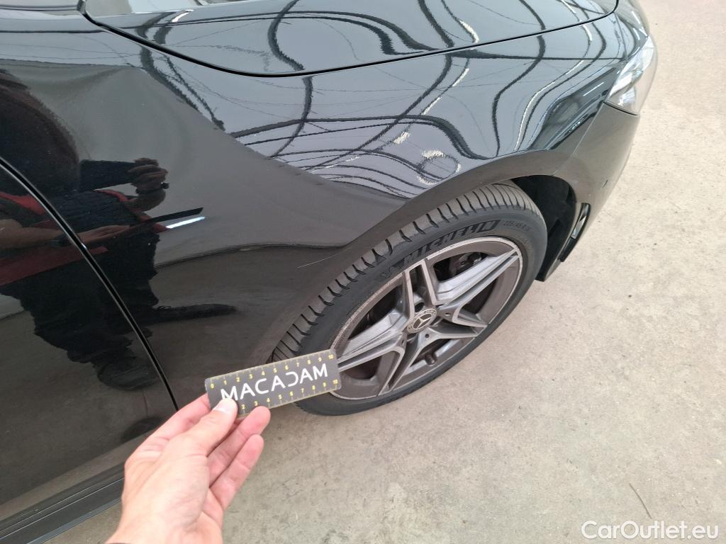  Mercedes  CLA-Klasse MERCEDES-BENZ CLA Coupe / 2019 / 4P / Coupé CLA 250 e AMG Line #56