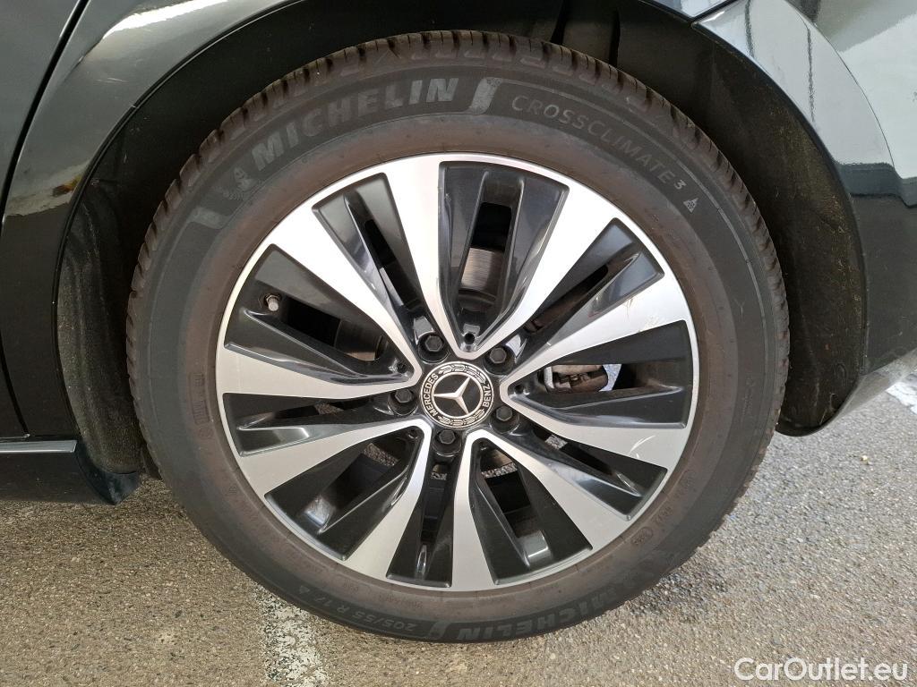  Mercedes  A-Klasse MERCEDES-BENZ Classe A Compact / 2018 / 5P / Berline A 180 d Business Line 8G-DCT #26