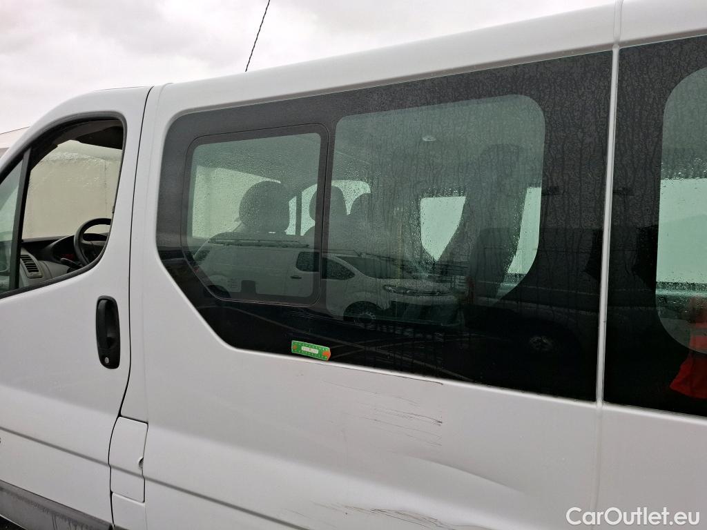  Nissan  Primastar NISSAN  4p Combi L2H1 2900KG 2.0 DCI 115 Acenta #37