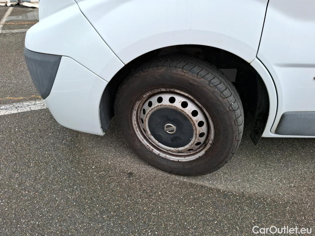  Nissan  Primastar NISSAN  4p Combi L2H1 2900KG 2.0 DCI 115 Acenta #86