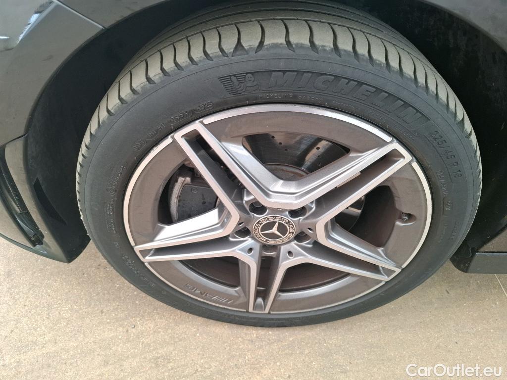  Mercedes  CLA-Klasse MERCEDES-BENZ CLA Coupe / 2019 / 4P / Coupé CLA 250 e AMG Line #66