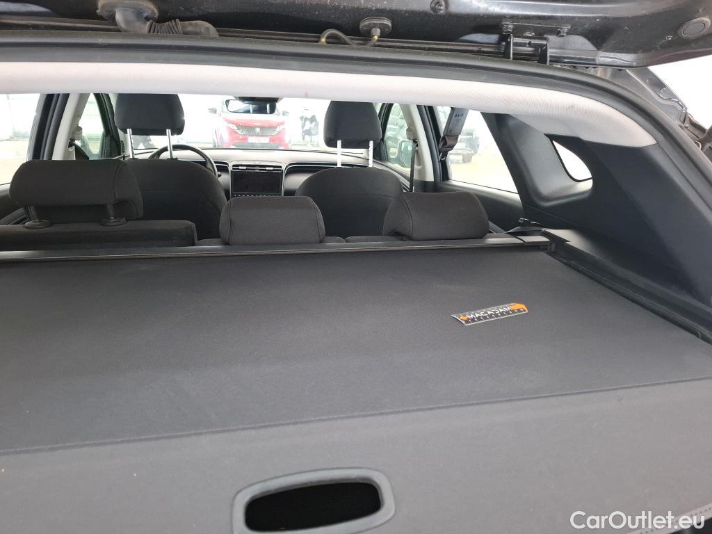  Hyundai  Tucson  Business Mild-Hybrid 2WD 1.6 CRDI 135CV BVA7 E6d #4