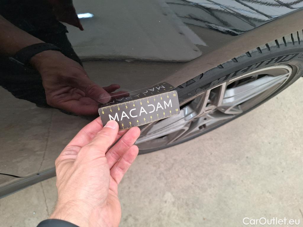  Mercedes  CLA-Klasse MERCEDES-BENZ CLA Coupe / 2019 / 4P / Coupé CLA 250 e AMG Line #57