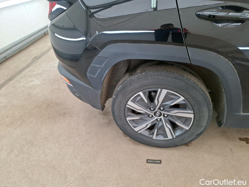  Hyundai  Tucson  Business Mild-Hybrid 2WD 1.6 CRDI 135CV BVA7 E6d #3