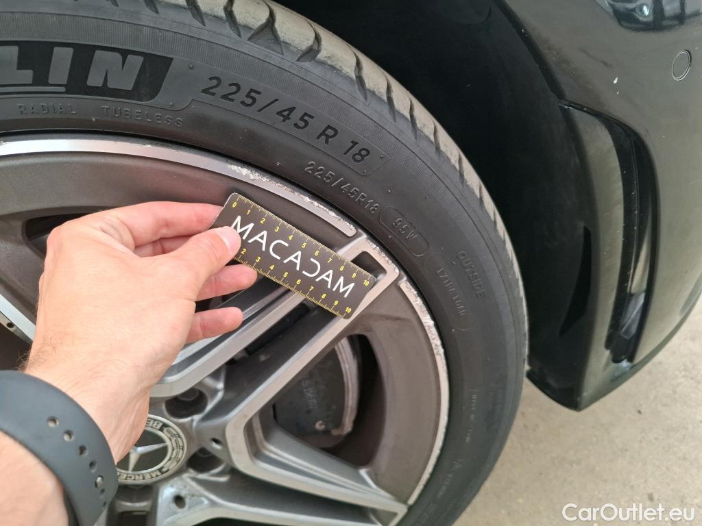  Mercedes  CLA-Klasse MERCEDES-BENZ CLA Coupe / 2019 / 4P / Coupé CLA 250 e AMG Line #10