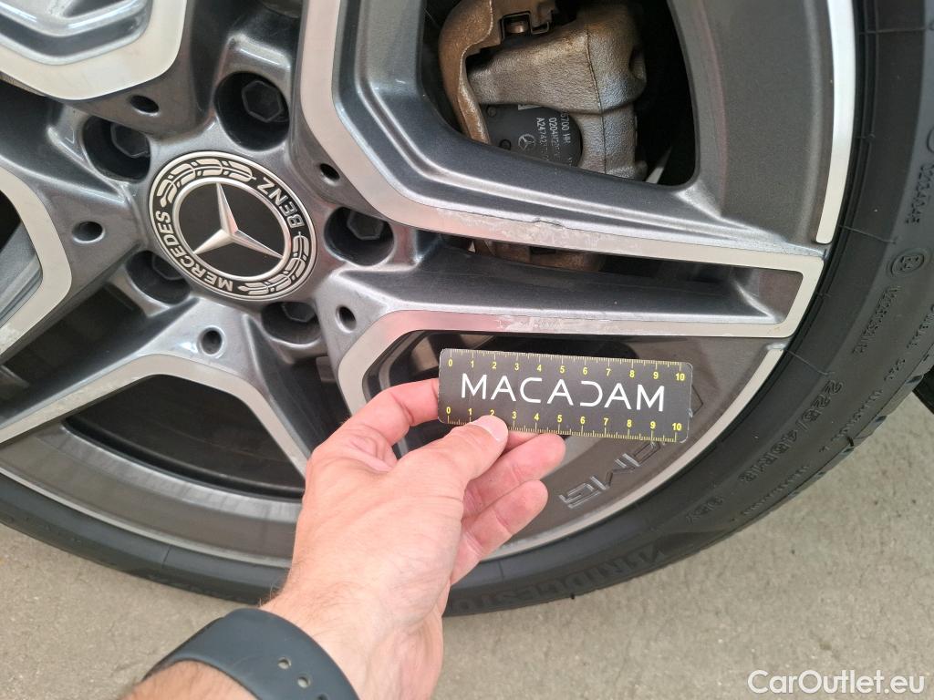  Mercedes  CLA-Klasse MERCEDES-BENZ CLA Coupe / 2019 / 4P / Coupé CLA 250 e AMG Line #34