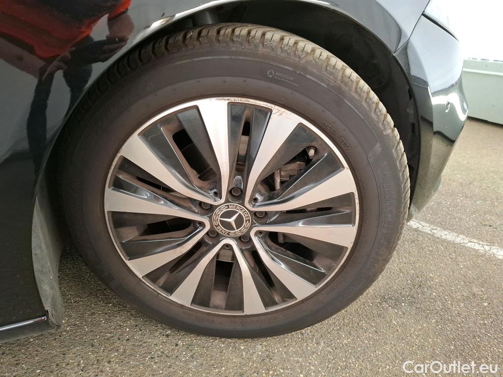  Mercedes  A-Klasse MERCEDES-BENZ Classe A Compact / 2018 / 5P / Berline A 180 d Business Line 8G-DCT #20