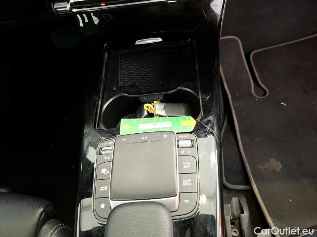  Mercedes  A-Klasse MERCEDES-BENZ Classe A Compact / 2018 / 5P / Berline A 180 d Business Line 8G-DCT #87