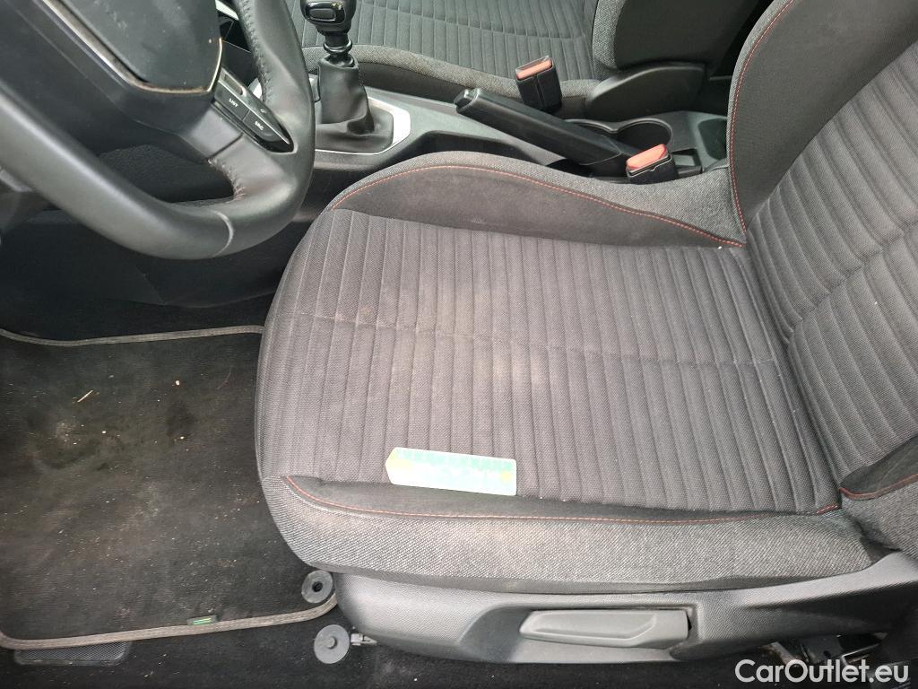  Peugeot  2008  Active Pack 1.5 HDi 110CV BVM6 E6d #25
