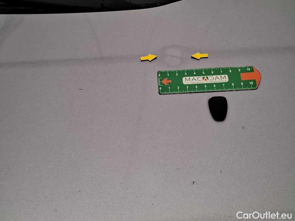  Peugeot  208 PEUGEOT  5p Berline Puretech 110 ¤6.c SandS ALLU BUS #26