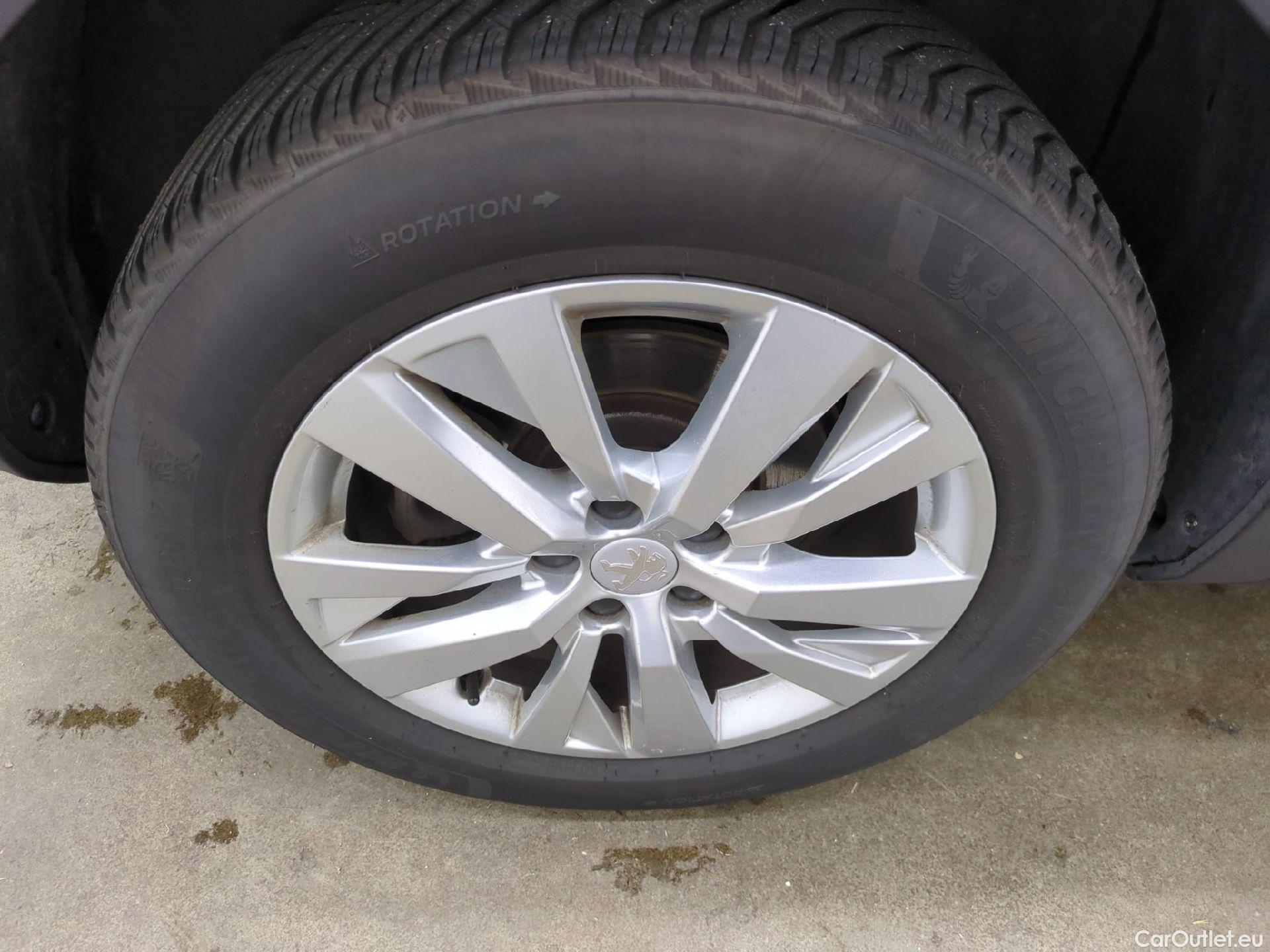  Peugeot  3008  II Style 1.2 PureTech 130CV BVM6 E6d #6