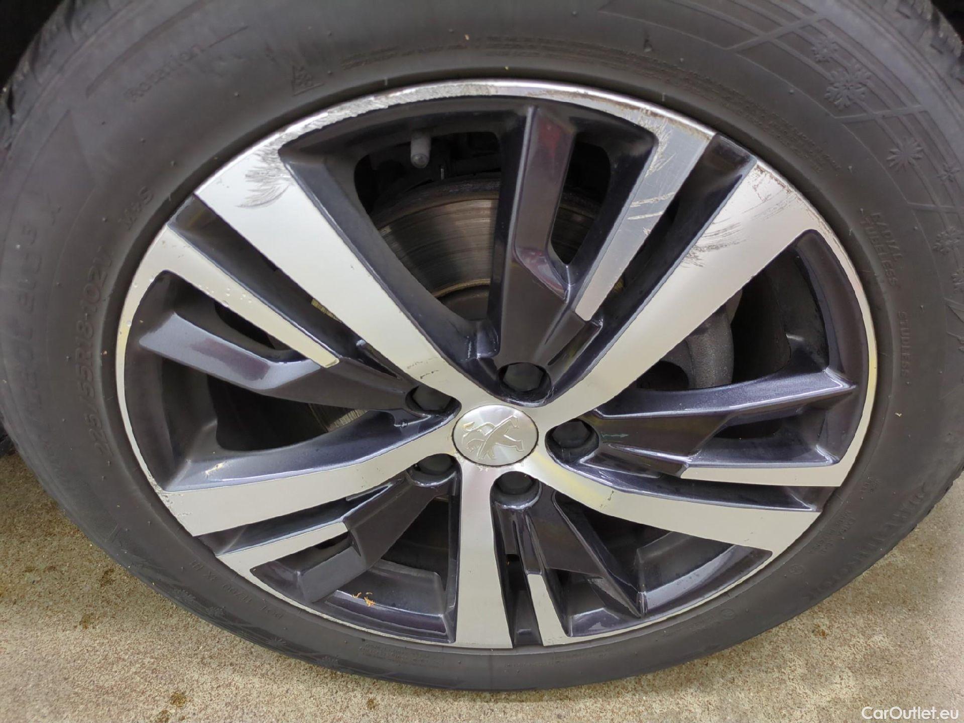  Peugeot  3008 PEUGEOT  / 2016 / 5P / SUV BlueHDi 130 S&S EAT8 ALLURE #11