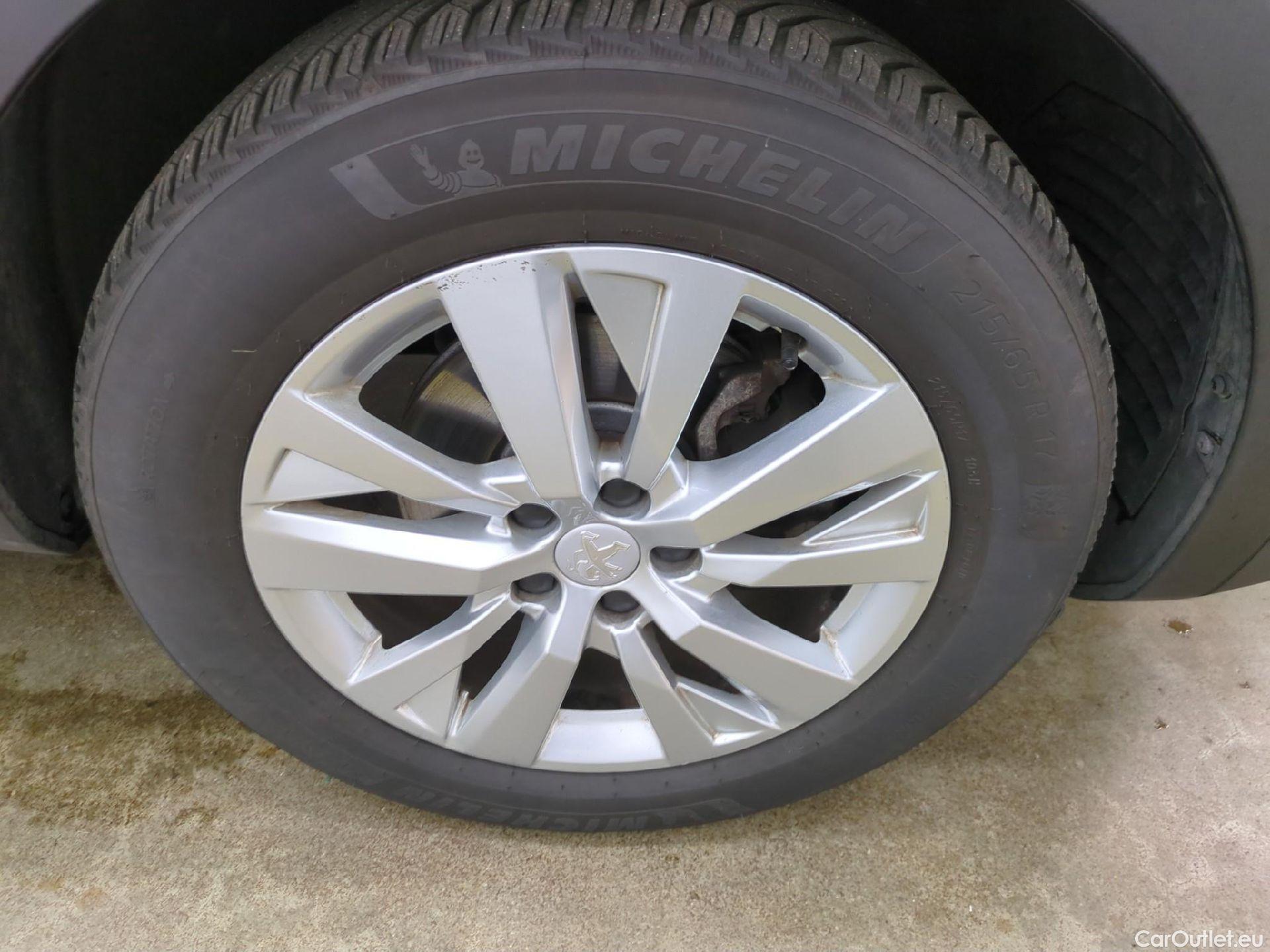  Peugeot  3008  II Style 1.2 PureTech 130CV BVM6 E6d #3