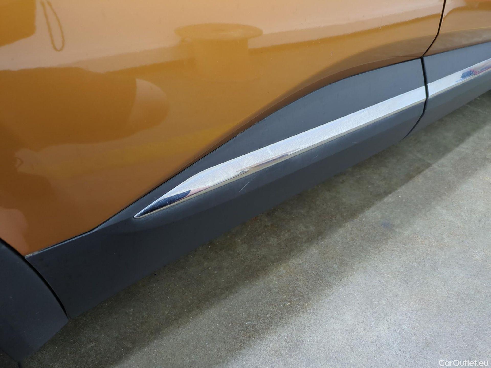  Renault  Captur  II Intens 1.6 E-TECH Plug-in 160CV BVA6 E6d #10