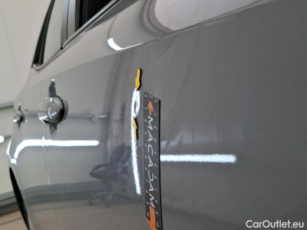  Toyota  Corolla TOYOTA  / 2018 / 5P / Berline Hybride 122h Dynamic Business Stage Acad #83