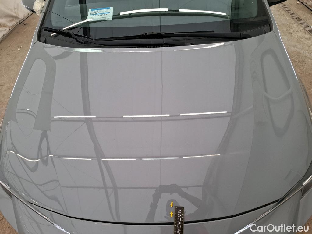  Toyota  Corolla TOYOTA  / 2018 / 5P / Berline Hybride 122h Dynamic Business Stage Acad #68