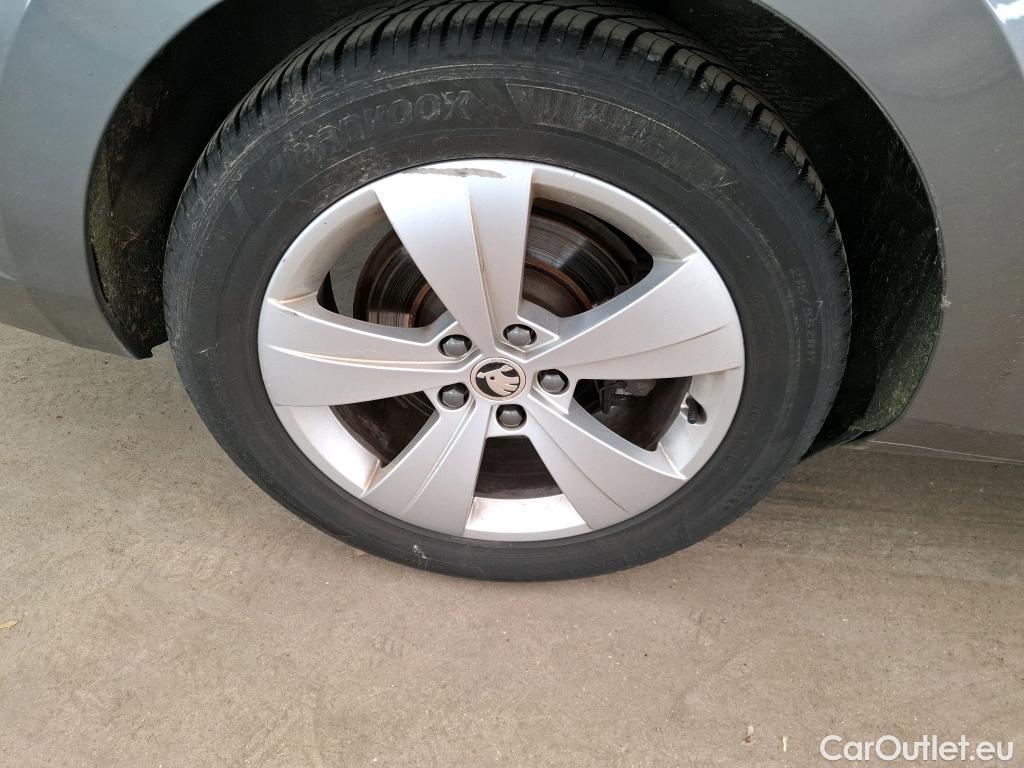  Skoda  Superb  Break Business 2.0 TDI 150CV BVA7 E6d #10