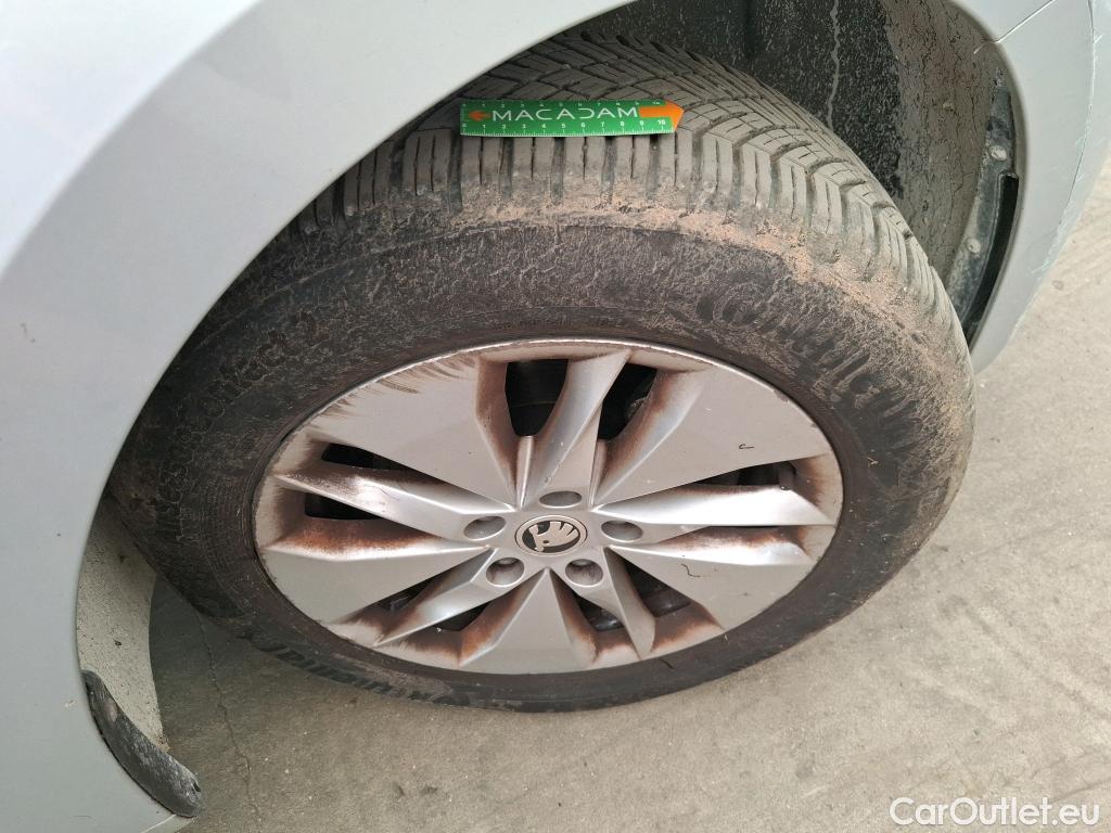  Skoda  Octavia  Break Business 2.0 TDI 115CV BVA7 E6d #30