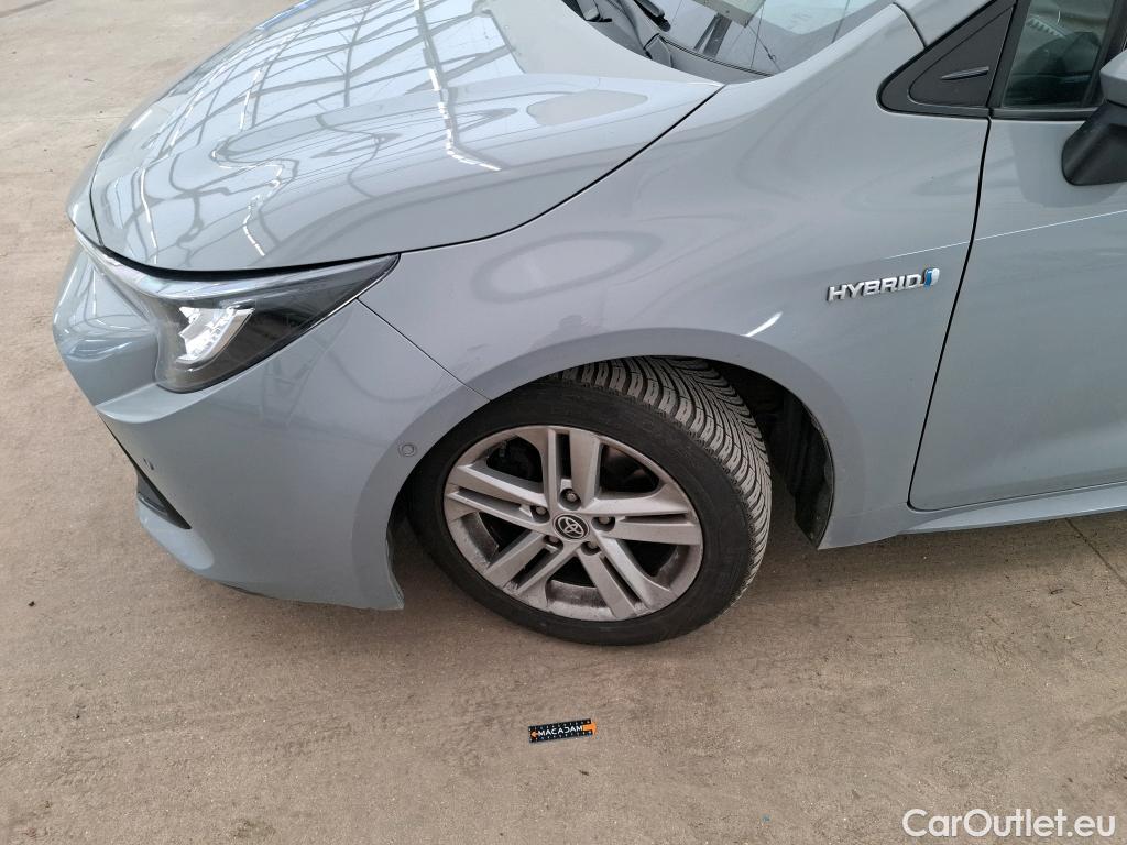  Toyota  Corolla TOYOTA  / 2018 / 5P / Berline Hybride 122h Dynamic Business Stage Acad #42