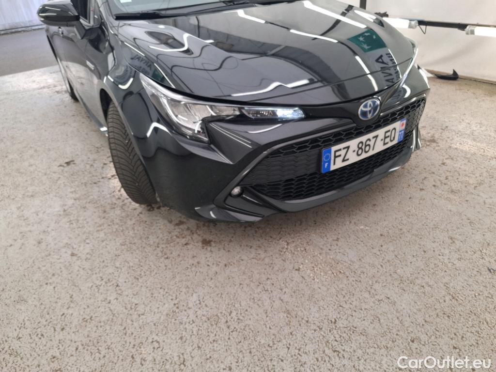  Toyota  Corolla TOYOTA  / 2018 / 5P / Berline Hybride 122h Dynamic Business Supp Lomb #41