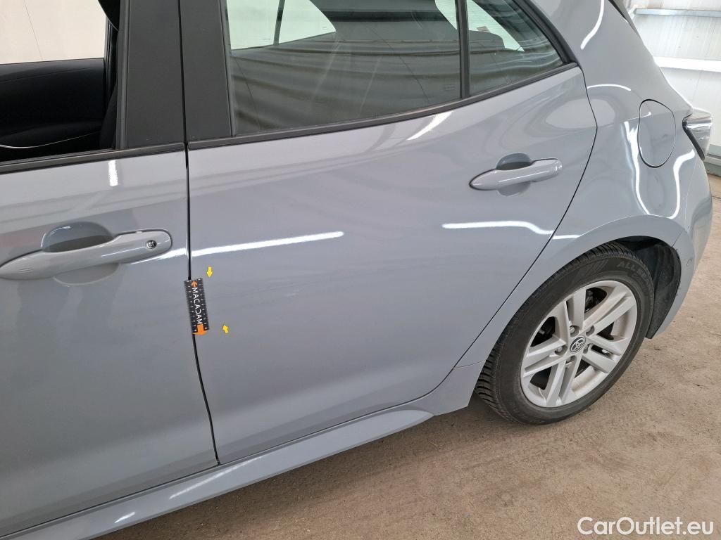  Toyota  Corolla TOYOTA  / 2018 / 5P / Berline Hybride 122h Dynamic Business Stage Acad #19