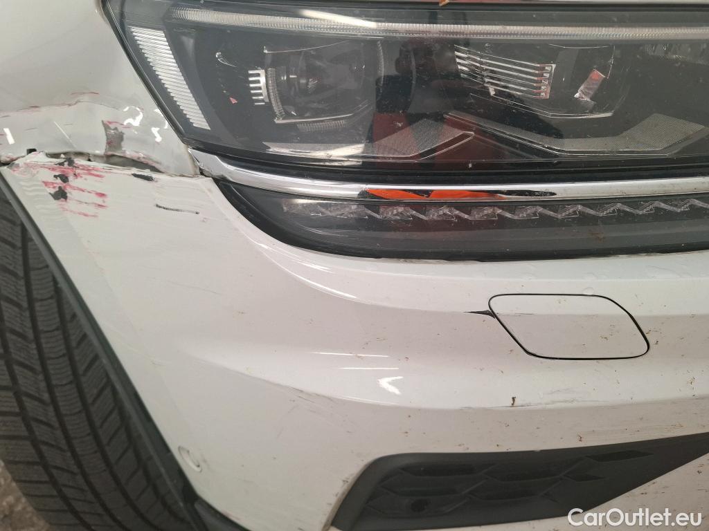  Volkswagen  Tiguan VOLKSWAGEN  Allspace / 2017 / 5P / SUV 2.0 TDI 150 DSG7 Carat Exclusive 4Motion #43