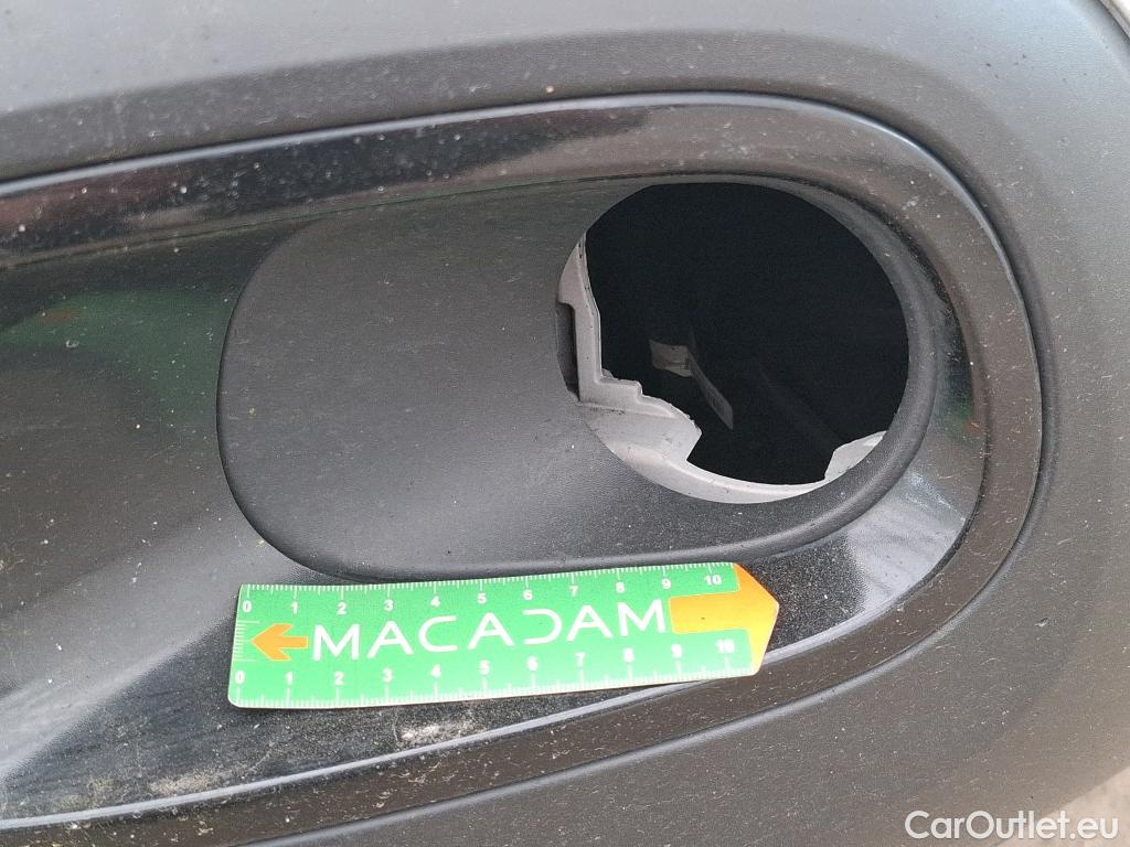  Citroen  C3  Société Feel 1.5 BlueHDI 100CV BVM6 E6d #6