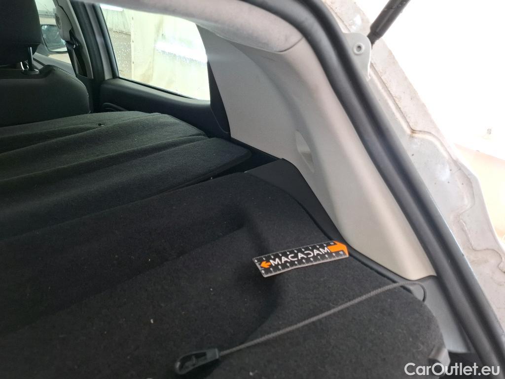  Renault  Clio  IV Air MediaNav 1.5 dCi 75CV BVM5 E6 #33