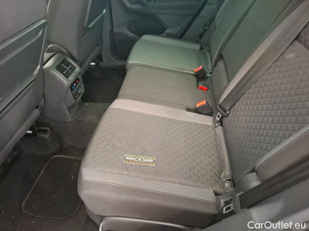  Volkswagen  Tiguan VOLKSWAGEN  / 2016 / 5P / SUV 2.0 TDI 150 DSG7 Confortline Business #44
