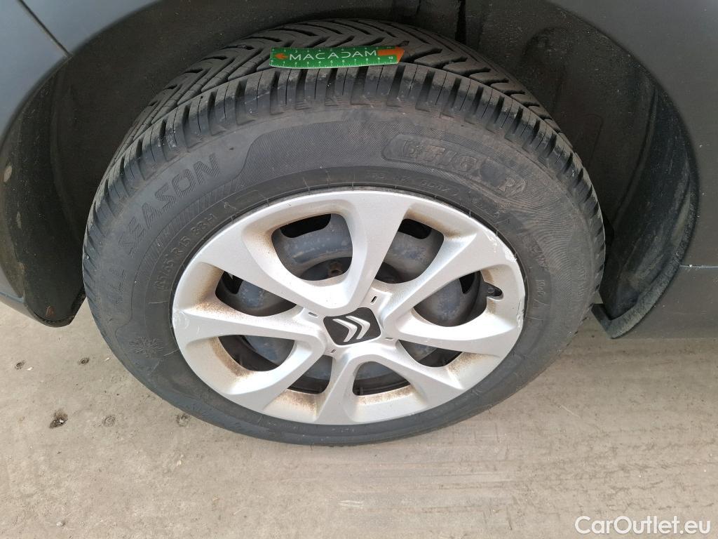  Citroen  C3  Société Feel 1.5 BlueHDI 100CV BVM6 E6d #37