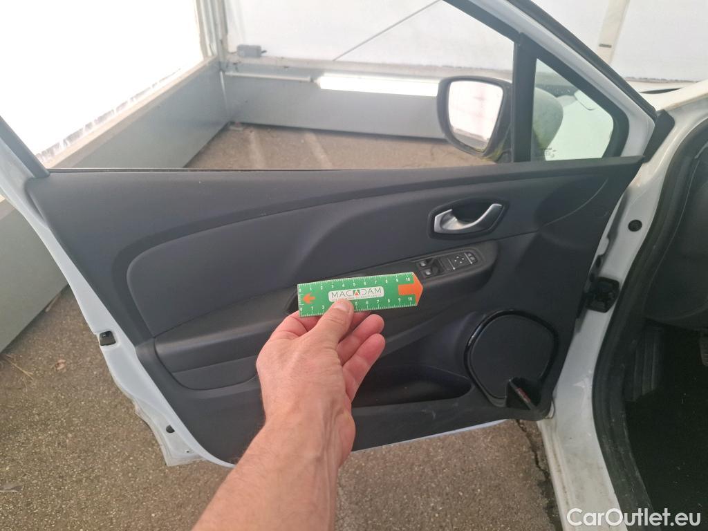  Renault  Clio RENAULT  Société VU 5p Berline Air Medianav dCi 75 #22