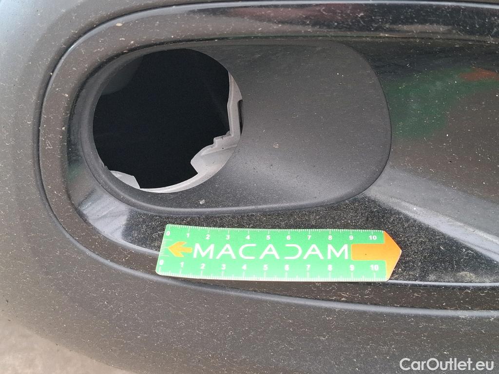  Citroen  C3  Société Feel 1.5 BlueHDI 100CV BVM6 E6d #4