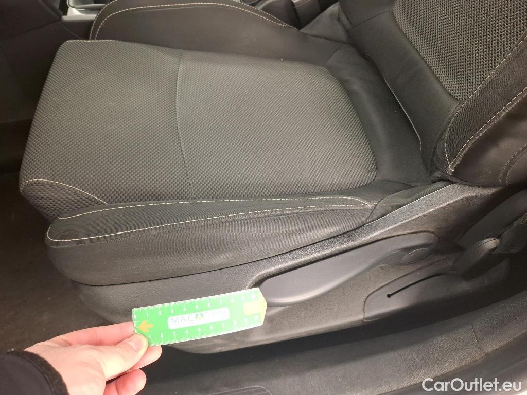  Renault  Megane  IV Berline 5pt. Société Air 1.5 dCi 90CV BVM6 E6 #20